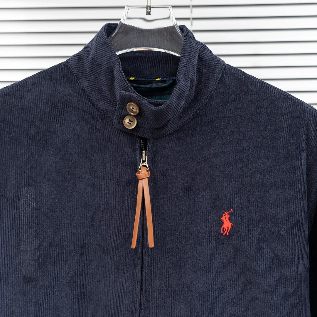 P470 top version (difference in currency) You can scan the QR code to enter the official website Style: Ralph Lauren POLO Ralph Lauren original molded small label embroidered corduroy old money style jacket Color: Picture color Size: S-XL Fabric: Corduroy Accessories: Full set of customized accessories No gender distinction, the same style for men and women
